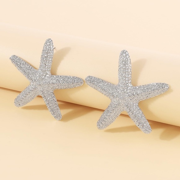 Jewelry - 🔴 5 x $19 | Silver Starfish Earrings